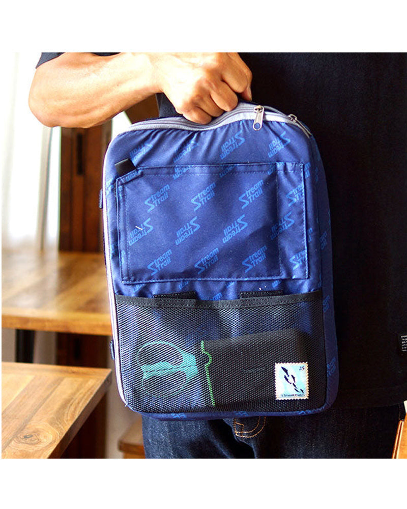 STREAM TRAIL Marsupial Laptop Case II