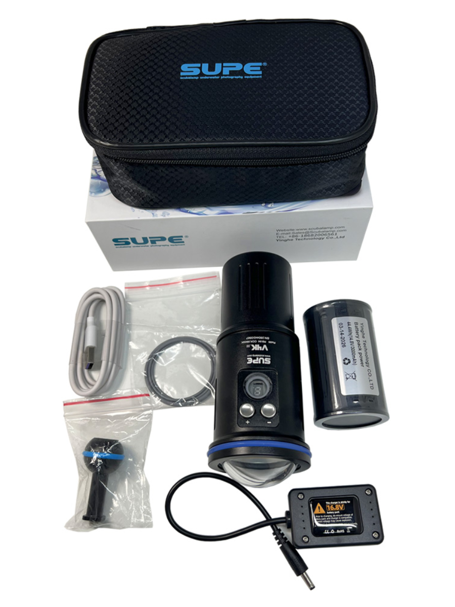 SCUBALAMP SUPE V4K V3 8000 Lumens Video Light